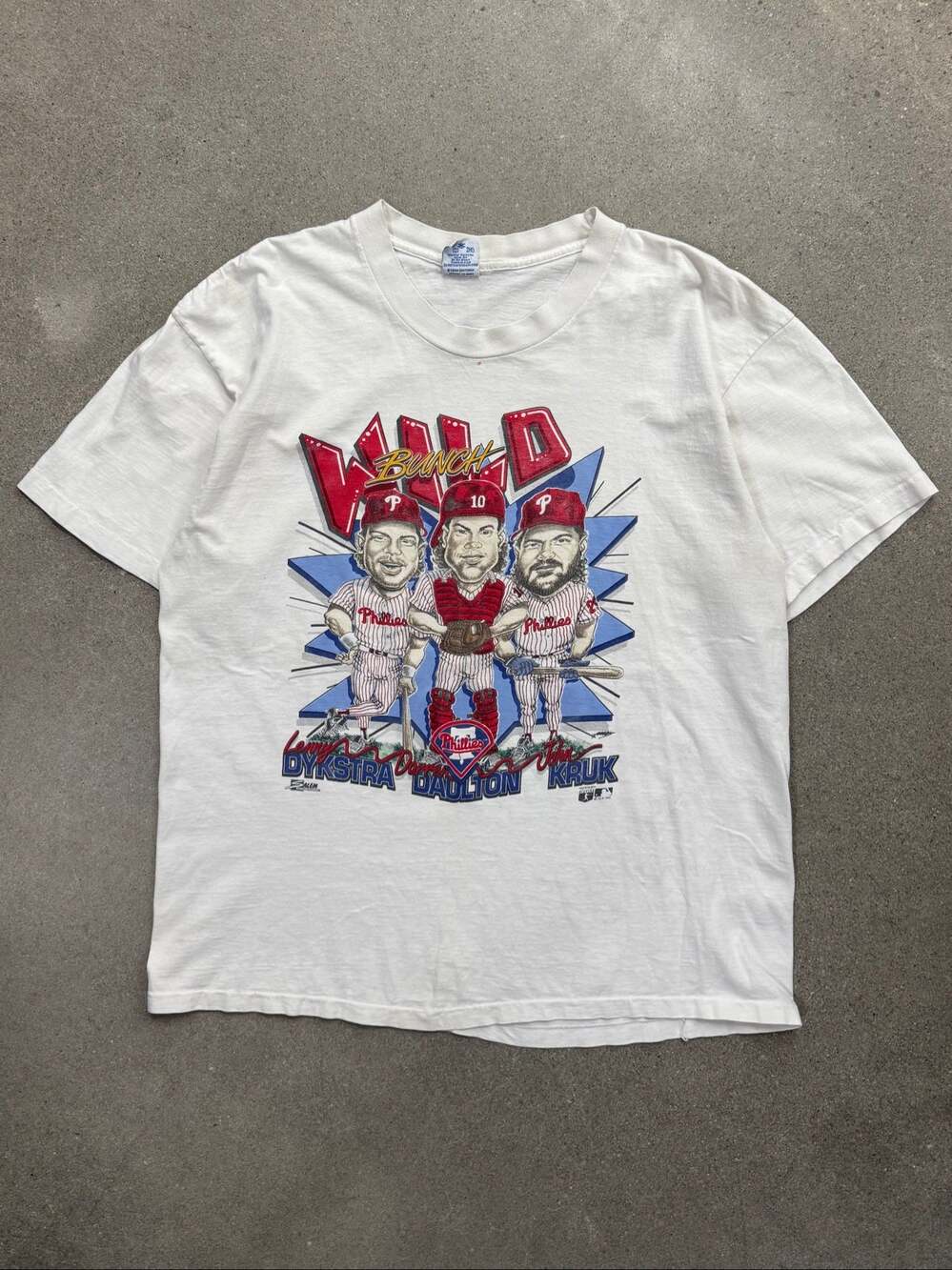 Vintage 1993 Salem Sportswear Philadelphia Phillies MLB T-Shirt - XL
